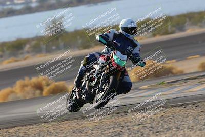 media/Dec-18-2022-SoCal Trackdays (Sun) [[8099a50955]]/Turn 14 (940am)/